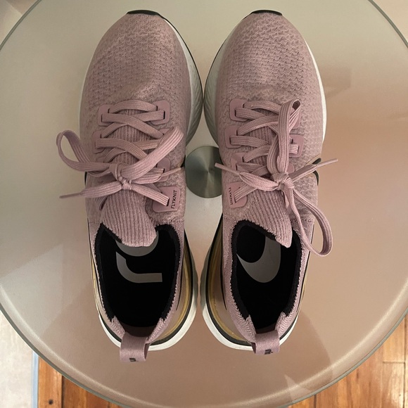 Nike React Infinity Run Flyknit Running Shoe - Picture 2 of 3